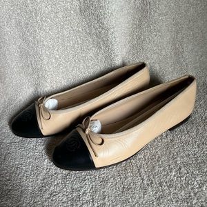 Chanel Two Tone Cap Toe Ballerina Flats Size 40.5